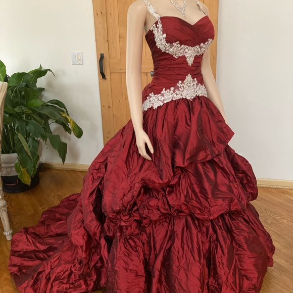 Justin Alexander Wedding Gown Size 16 - Picture 7 of 12